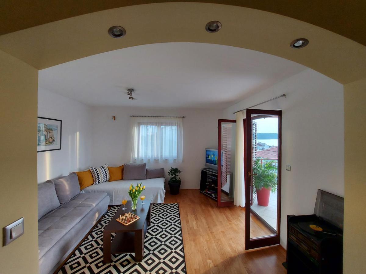 Apartments Gracia & Toni Trogir Buitenkant foto