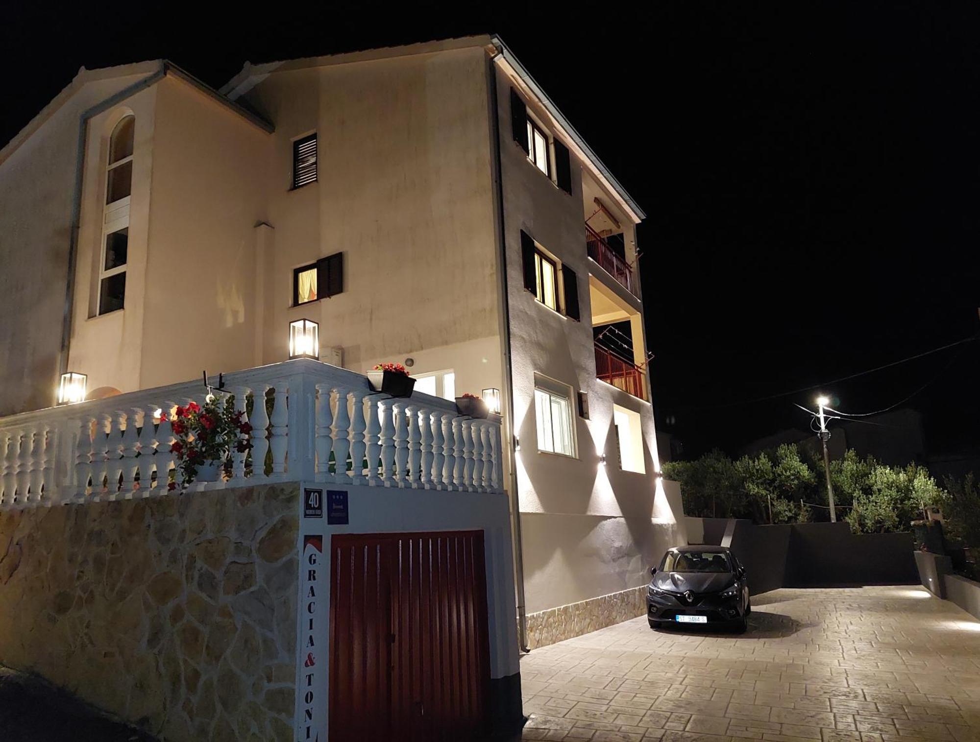 Apartments Gracia & Toni Trogir Buitenkant foto